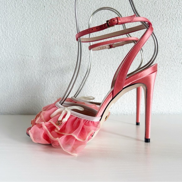 Gucci Flower Collection Pink Tulle Ruffle Ankle Strap Heels Size EU 37 - Picture 1 of 14